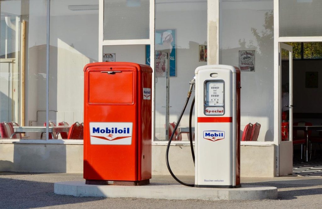 Beste benzinestation in Leiden met moderne faciliteiten en kwaliteitsbrandstoffen voor lokale bestuurders